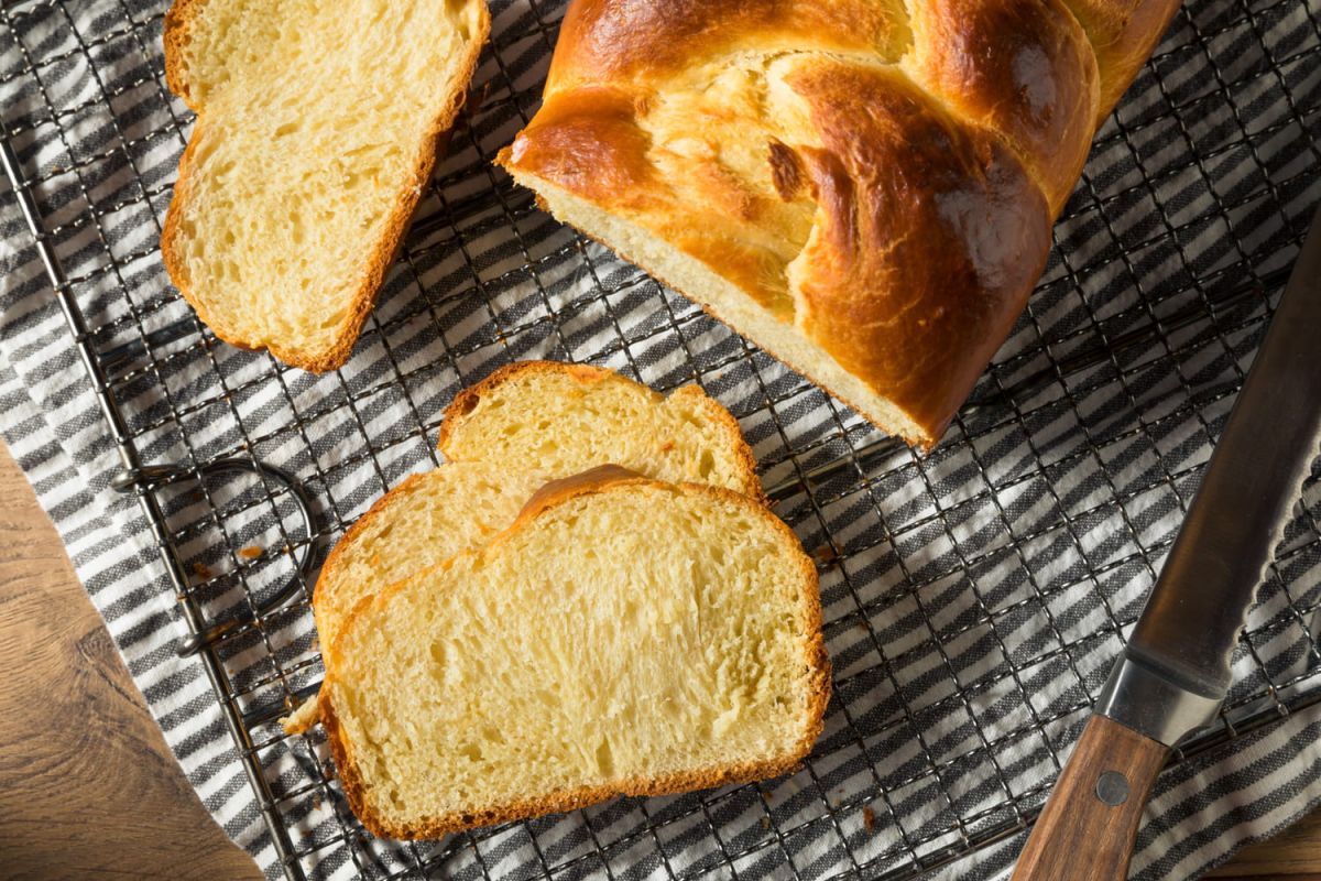 Transformez votre brioche sèche en un délice moelleux