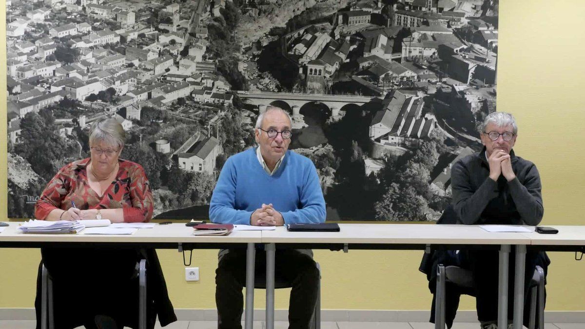 Arthès : hommage, subventions et projets pour la collectivité