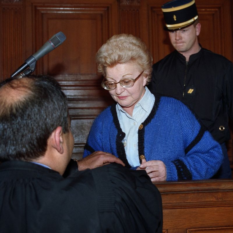 Les secrets inavoués de la belle-mère de Jacques Perrot : une enquête fascinante