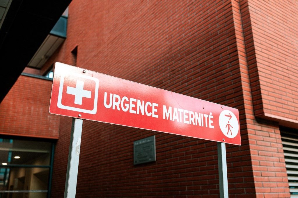Un futur père en état d'ébriété menace des agents de sécurité à l'hôpital d'Évreux