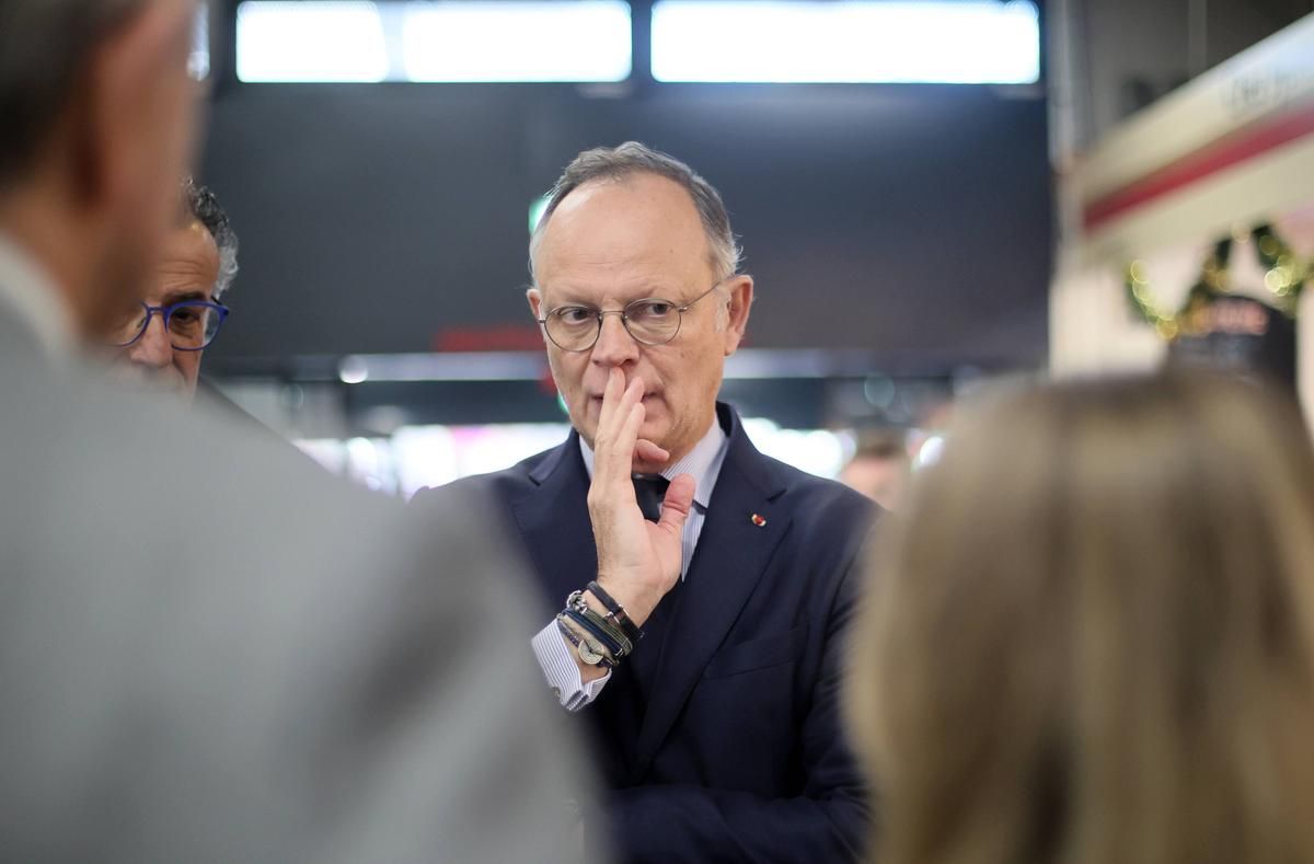 Édouard Philippe exhorte les députés Horizons à s'abstenir sur le budget de la Sécu