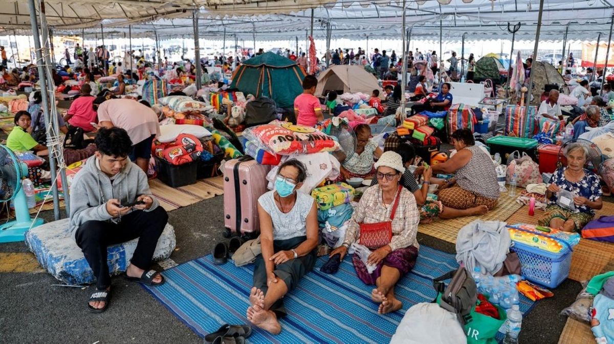 La crise à la frontière thaïlo-cambodgienne : plus de 500 000 évacués dans les zones de conflit