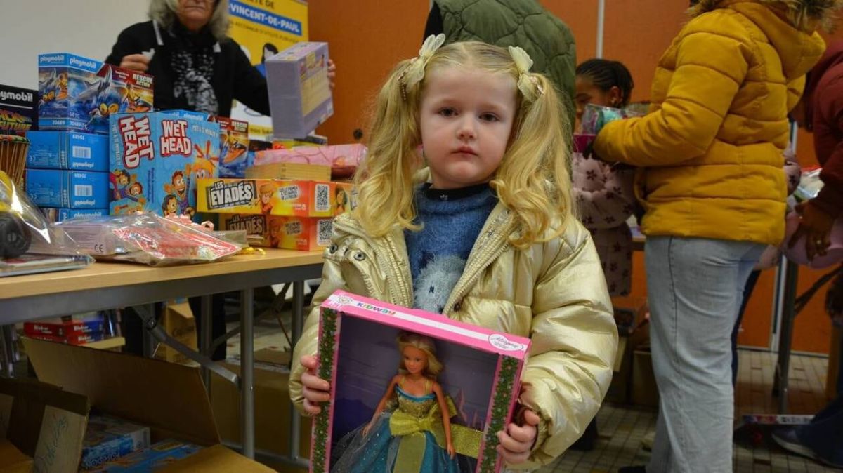 Cadeaux de Noël pour les familles en difficulté à Mayenne