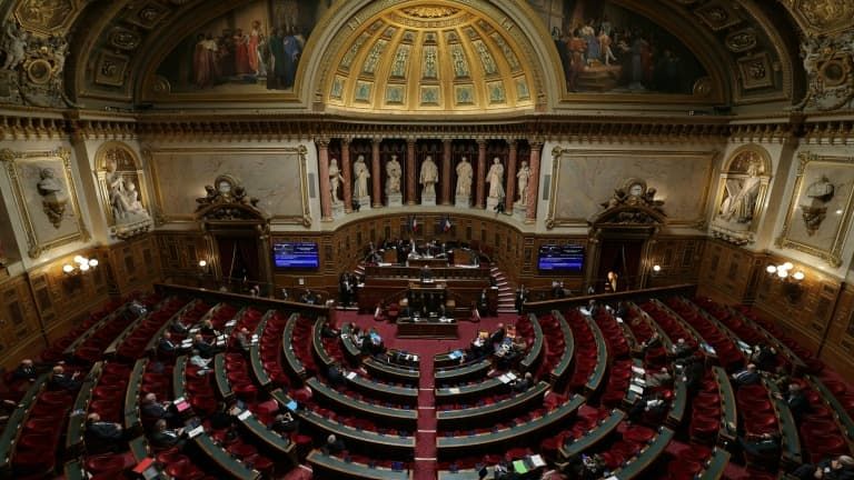 Le Sénat approuve une prime controversée pour les maires : un geste ou une moquerie ?