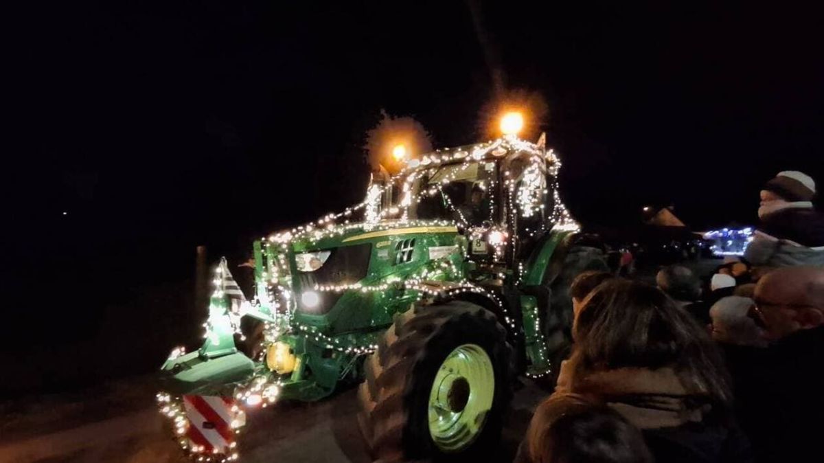 Les parades de tracteurs illuminés : un spectacle féerique en Loire-Atlantique