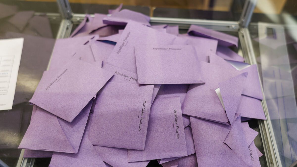 Jean-Eudes Gannat, figure controversée de l'ultradroite, se lance dans la course à la mairie