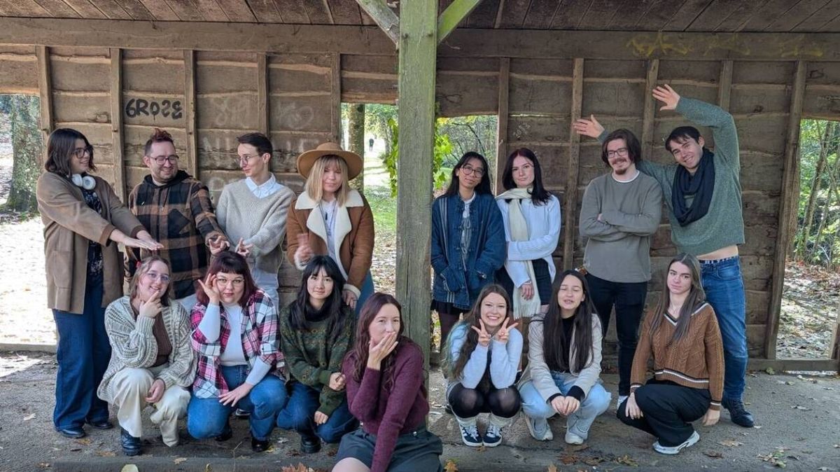 Plongée dans l'univers vibrant de la K-pop à Cholet