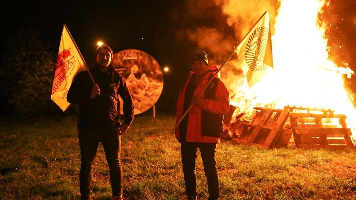 Entre crise agricole et conflits commerciaux, l'exécutif face à l'urgence