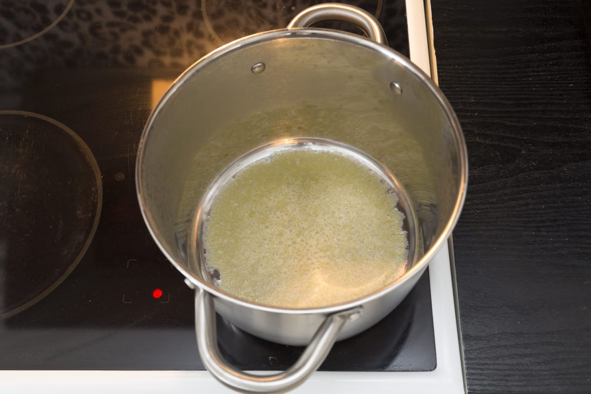 Les secrets du beurre noisette : une préparation essentielle en cuisine