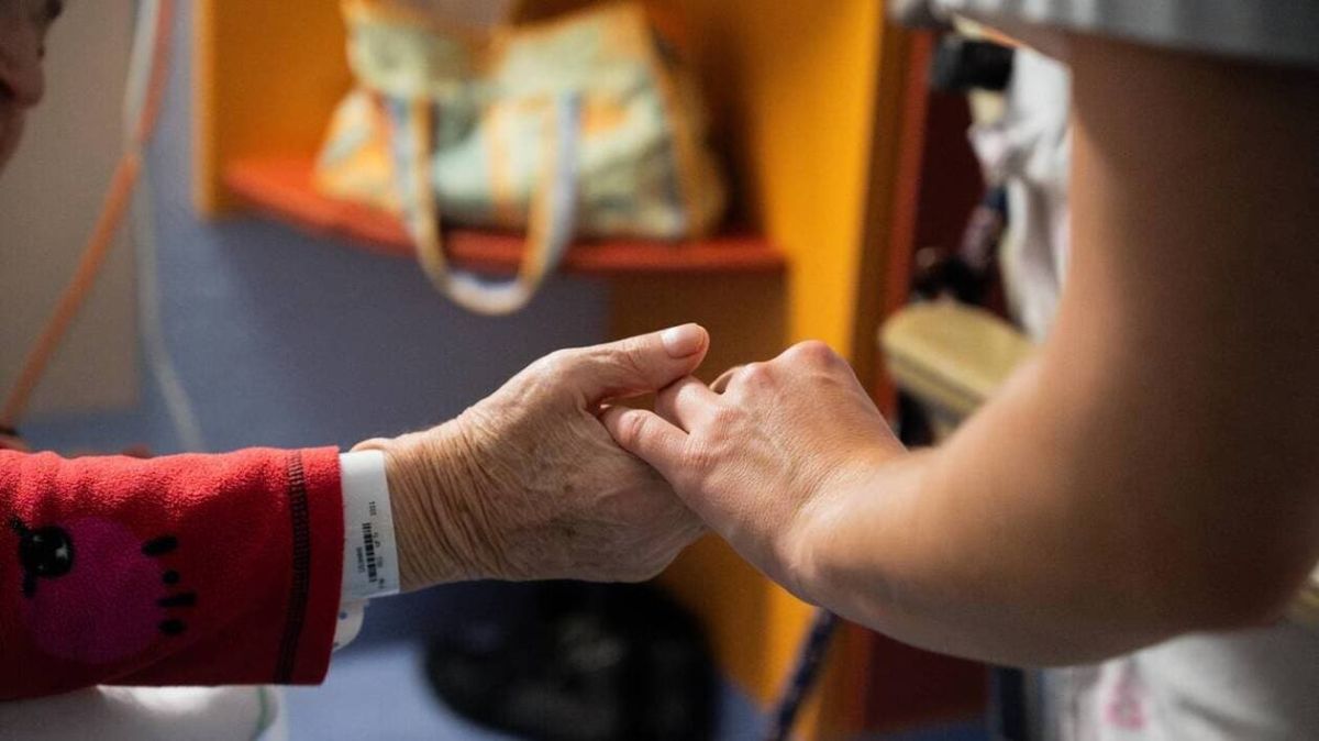 Le Sénat redéfinit l'aide à mourir : vers une assistance médicale strictement encadrée