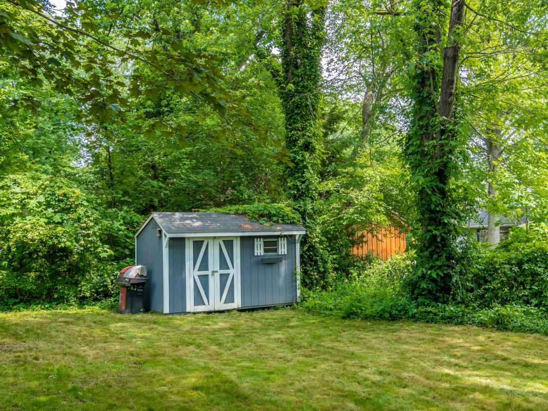 Abri de jardin : bien le choisir pour votre espace extérieur