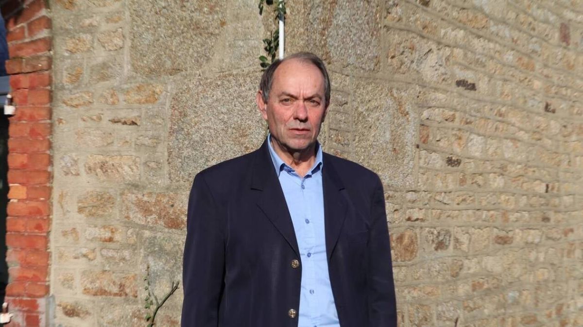 Guénhaël Huet tire sa révérence après trois décennies à la mairie d'Avranches