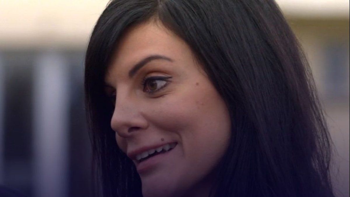 Un drame à Crans-Montana : la propriétaire du bar face à son passé