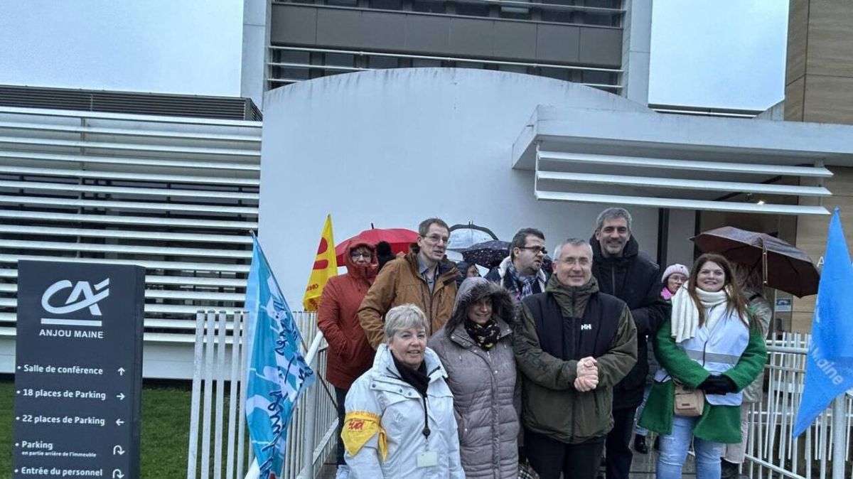 Crédit agricole : mobilisation des salariés face à la surcharge de travail
