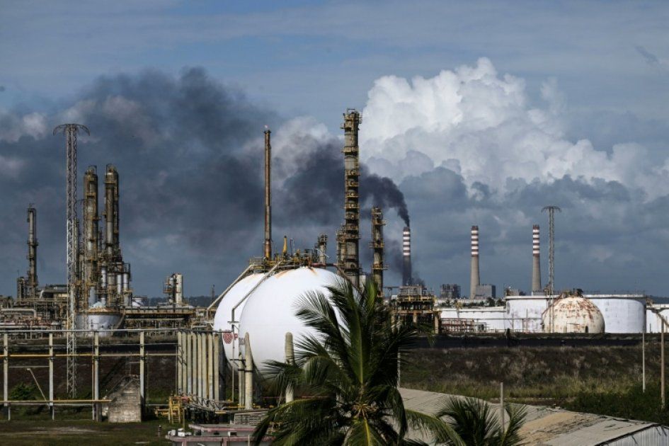 Le Venezuela ouvre la voie au secteur privé dans l'exploitation pétrolière