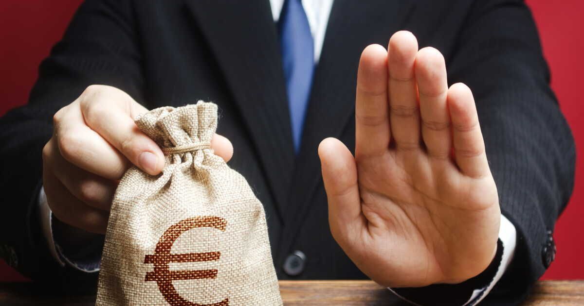 Changer de banque : ce que vous devez savoir sur les frais cachés