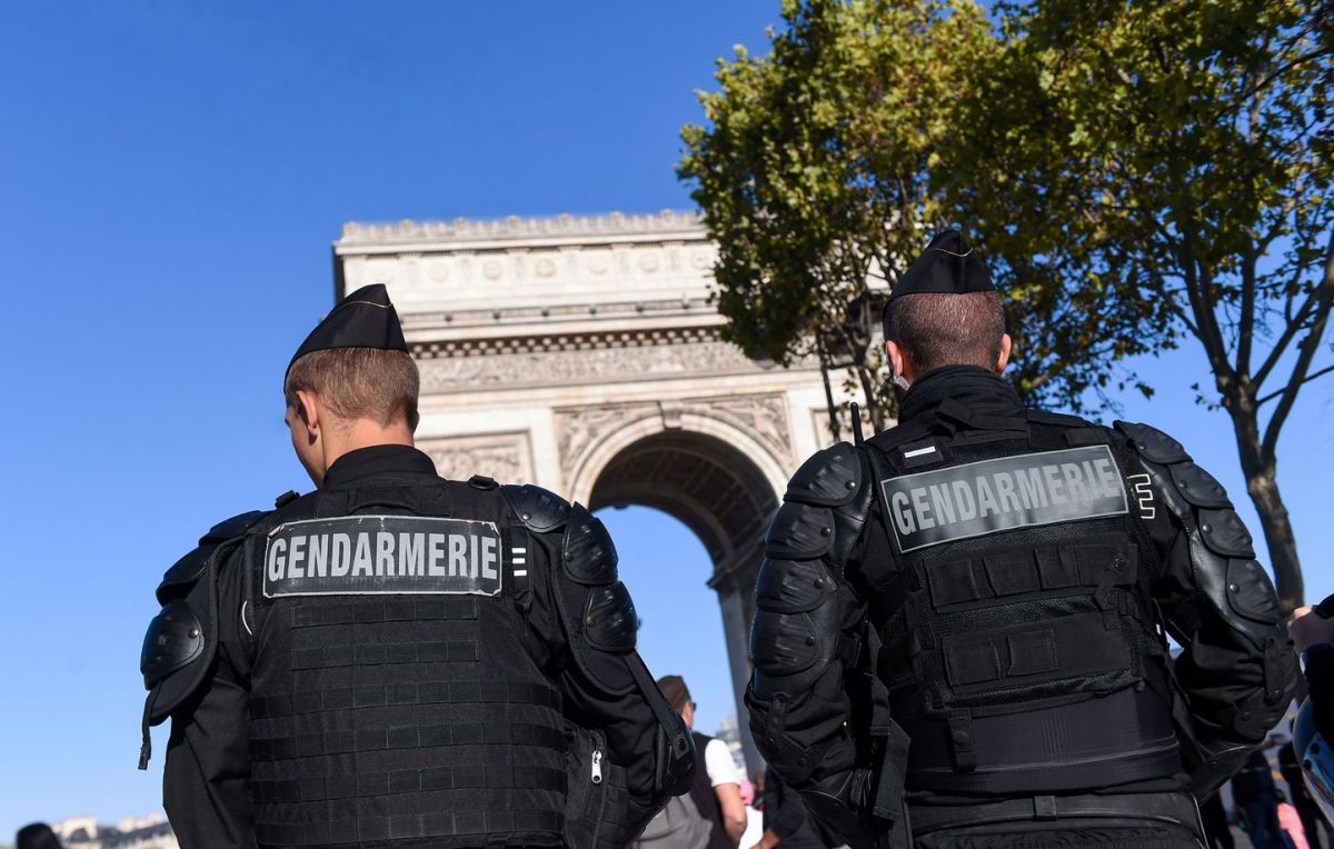 Incident armé près de l’Arc de Triomphe : intervention dramatique des gendarmes