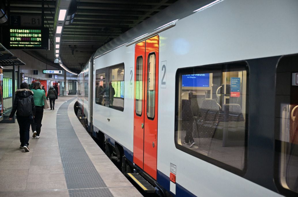 Agression choquante dans un train à Bruxelles : des touristes américaines sous la menace d'un couteau