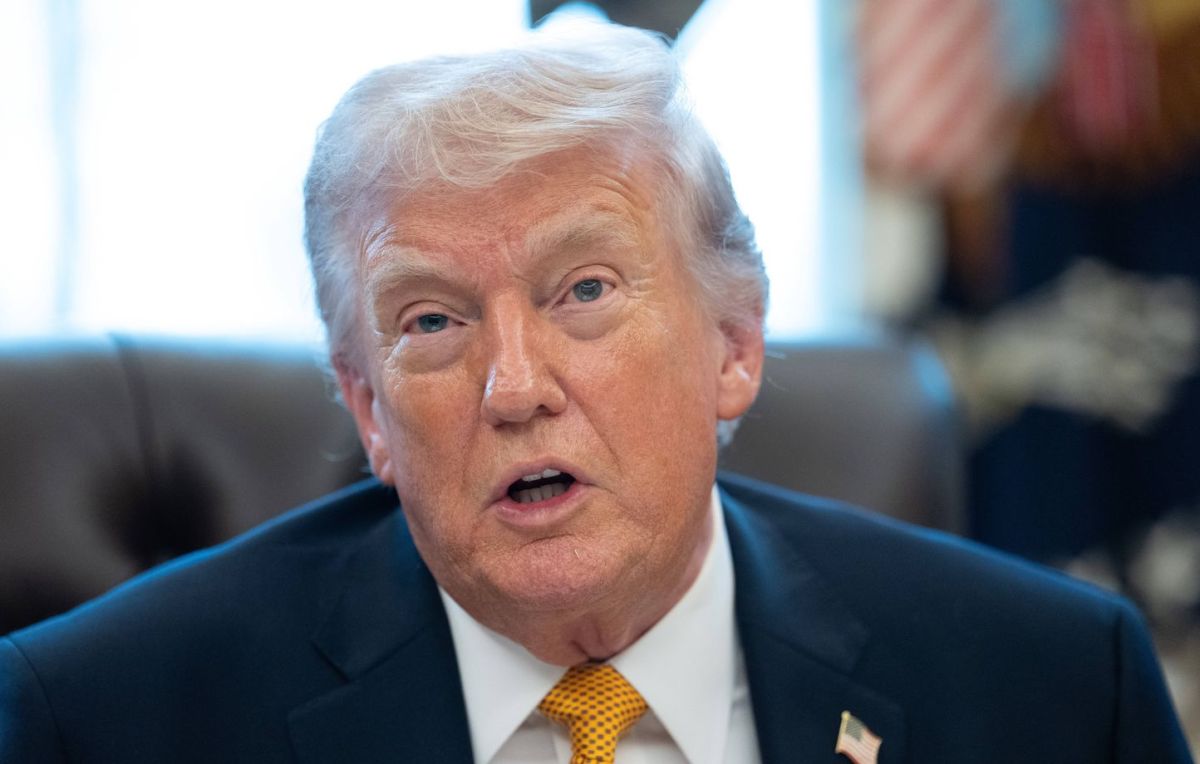 Le report mystère de Trump : une visite en Chine sous tension