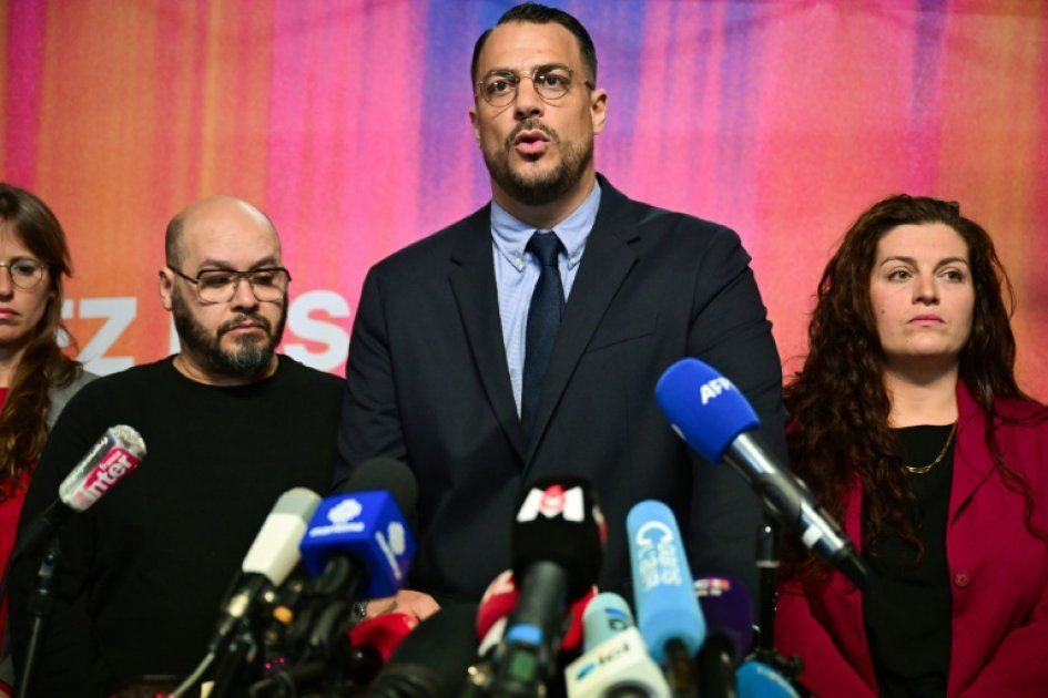 Débauche d'alliances et retraits dans les municipales : Marseille et Paris en ligne de mire