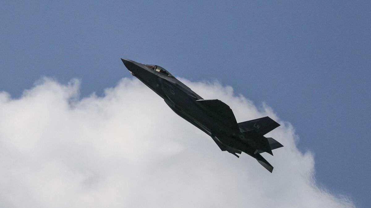 Un F-35 américain atterrit en urgence : l'Iran revendique les tirs