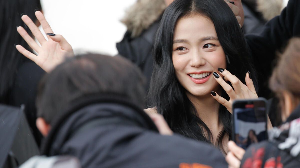 Canneséries 2024 : une édition star avec Richard Gadd, Jisoo et Michel Platini