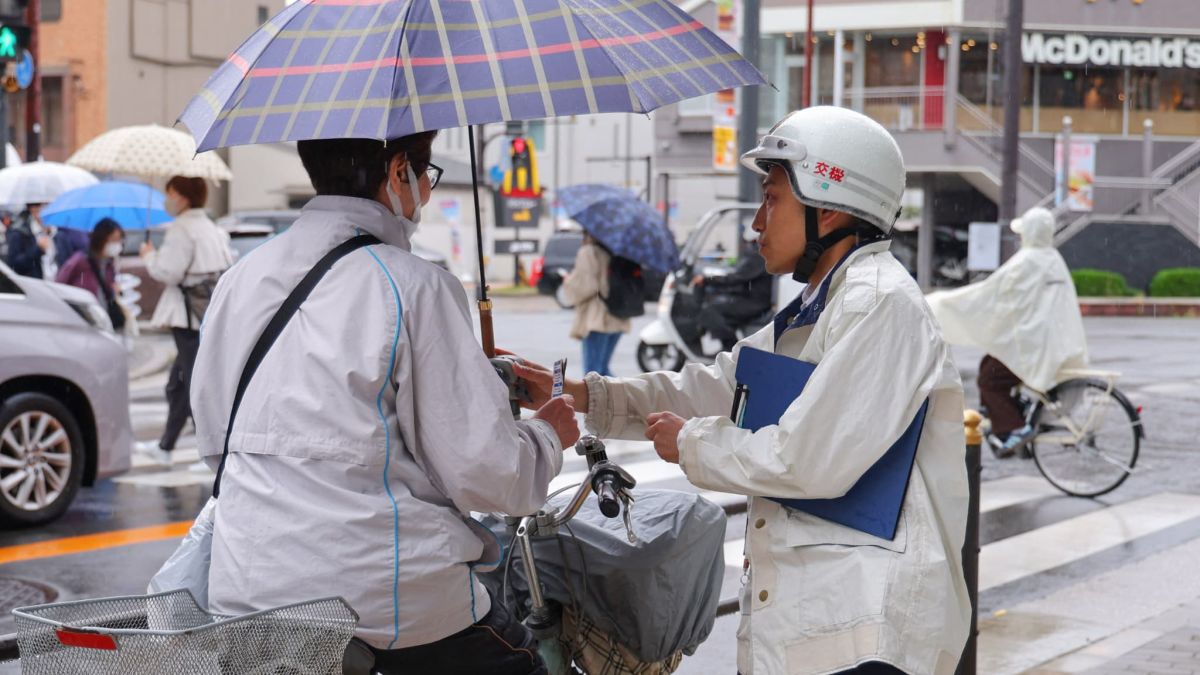 Le Japon renforce la sécurité routière : des amendes pour les cyclistes jusqu'à 75 euros