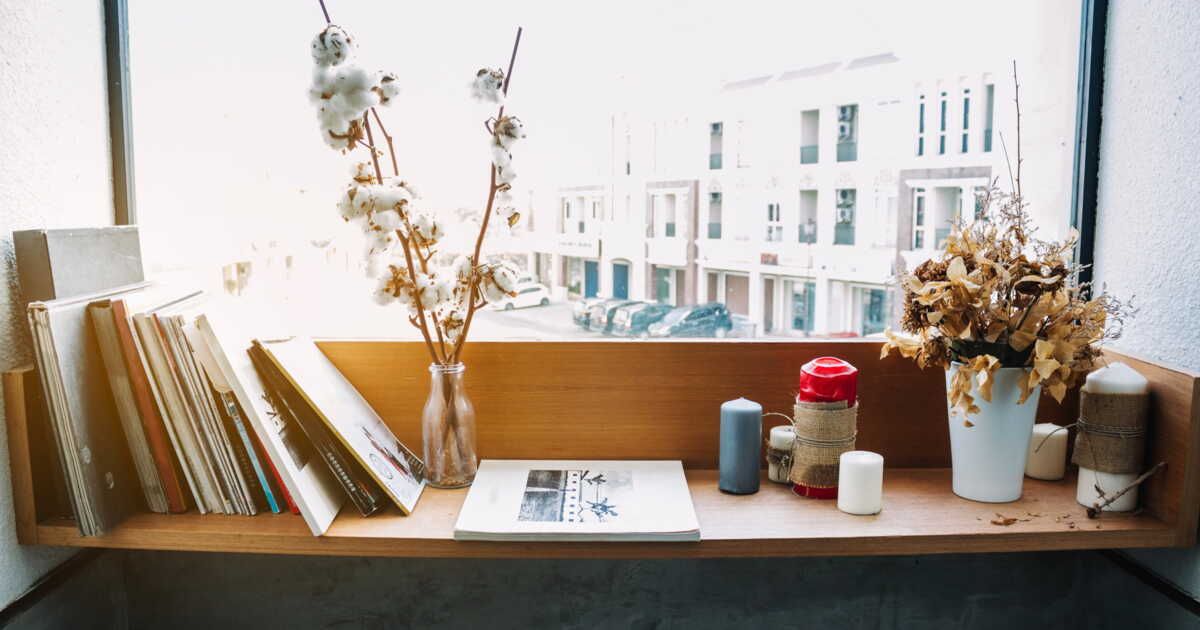 Découvrez l'étagère astucieuse qui optimise votre espace avec style