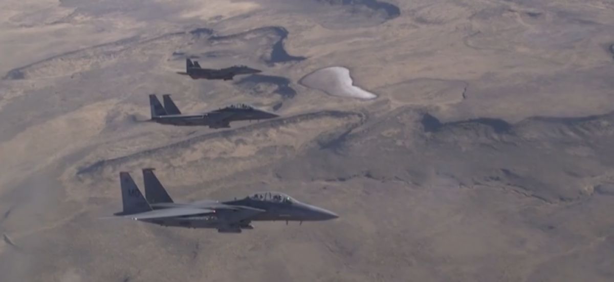 Tensions croissantes : Washington et Téhéran en quête du pilote américain disparu