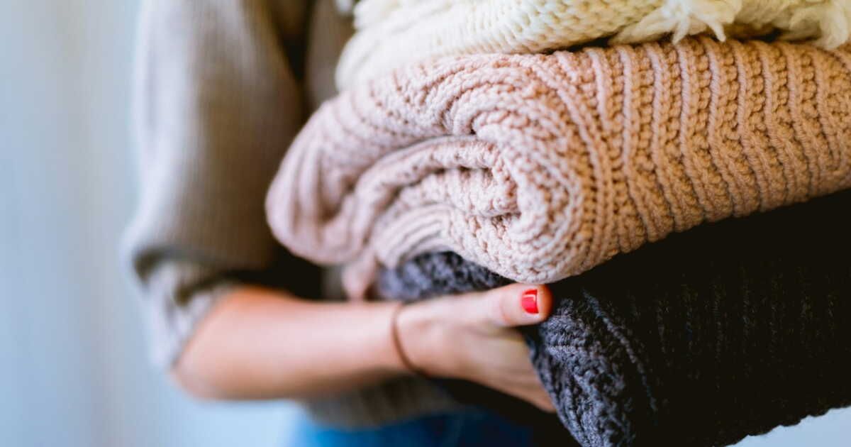 la lessive qui prend soin de votre peau sensible tout en préservant votre budget