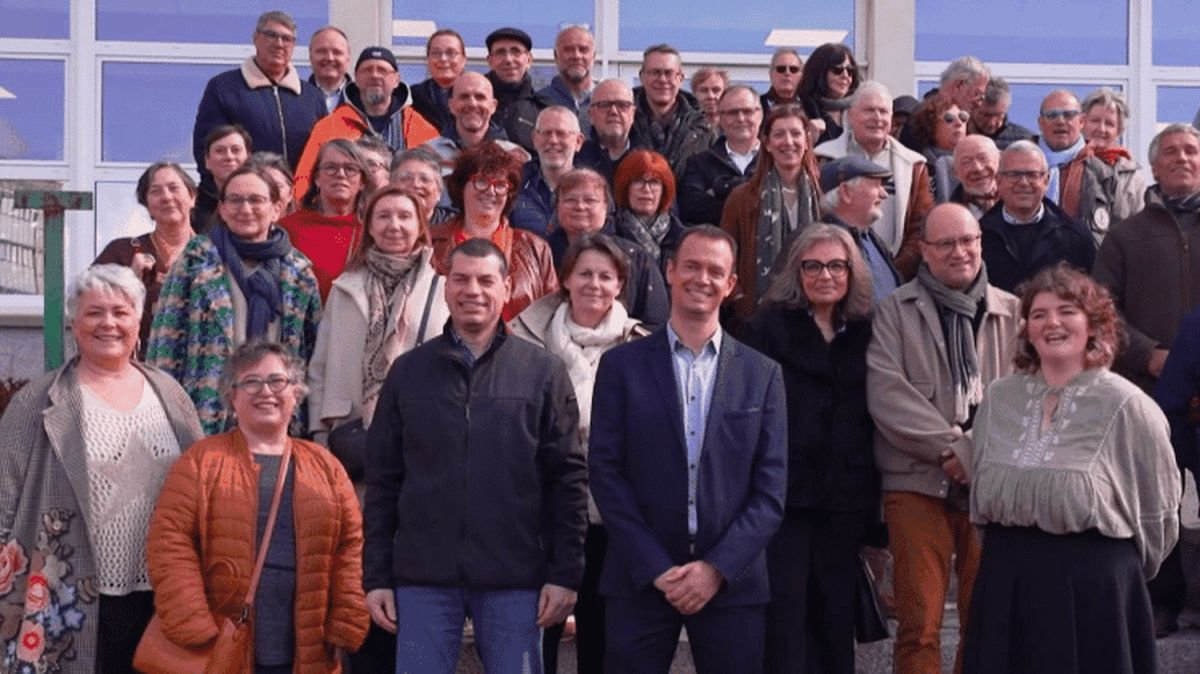 Retour aux sources : des lycéens se retrouvent 40 ans après à Alençon