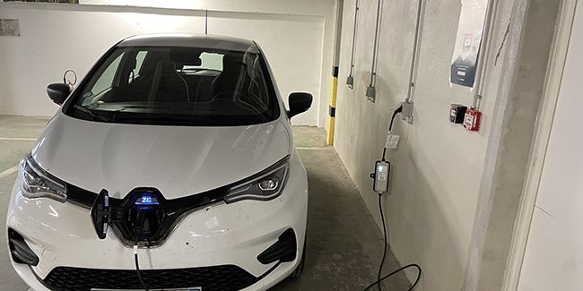 Borne de recharge mobile : l'indispensable pour vos déplacements