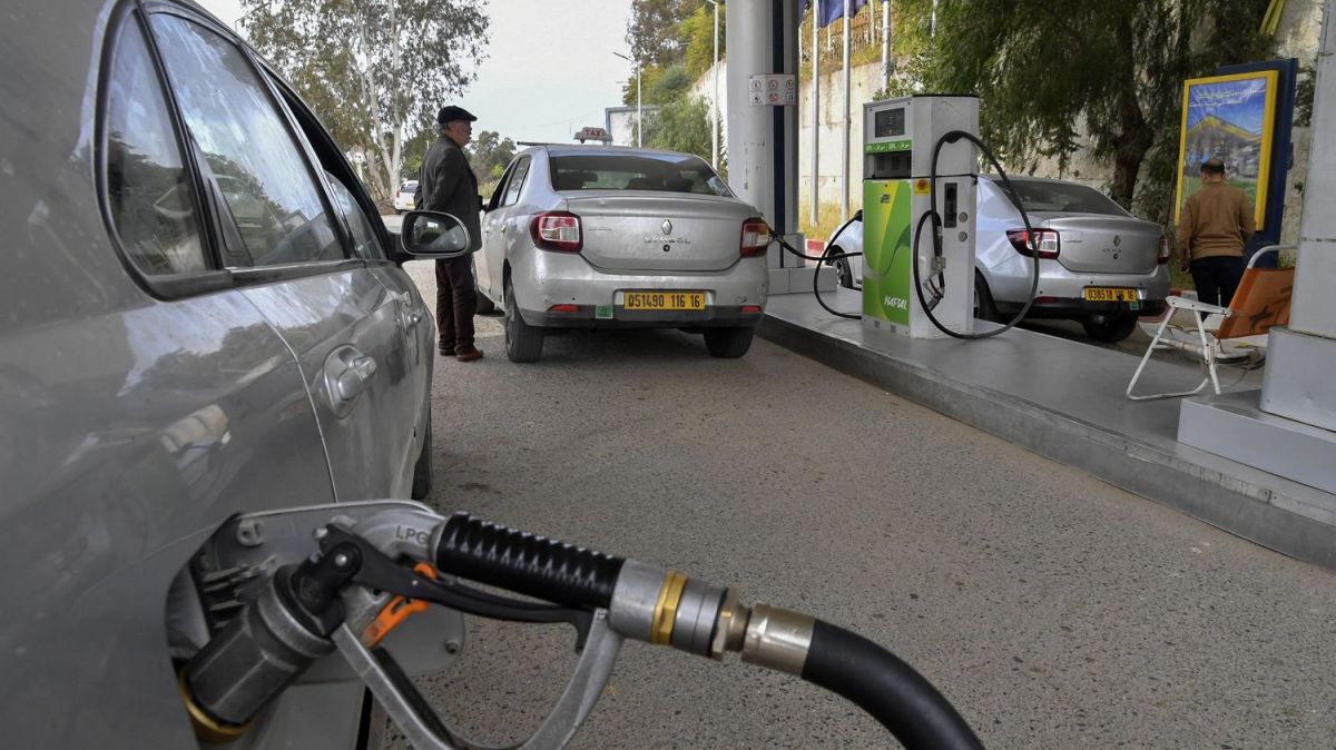 Des prix de diesel défiant toute concurrence en Algérie malgré la crise mondiale
