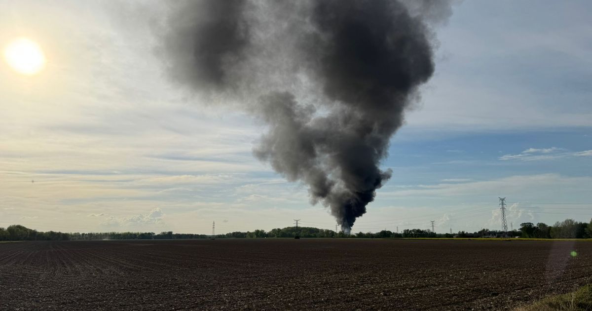 Un incendie ravage l'usine Paprec Touraine à La Riche