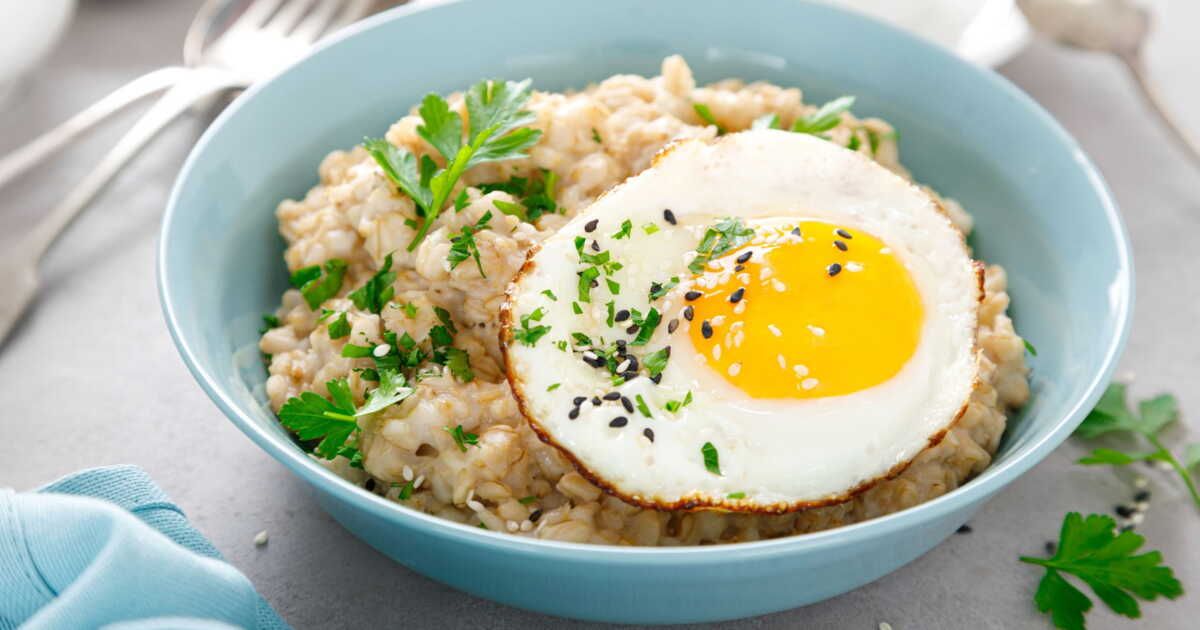 Oeufs ou flocons d’avoine : le duel du petit déjeuner révélé