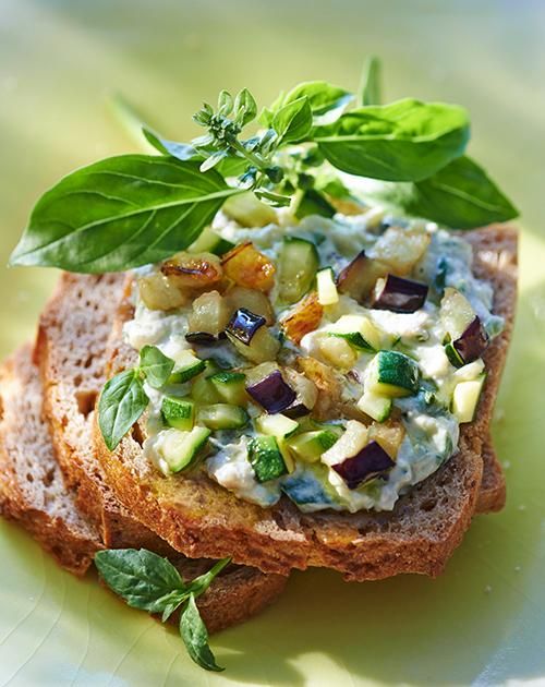 Découvrez le régime alcalin : énergie et éclat au menu