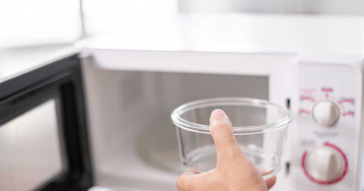 À quel type de plastique faire confiance au micro-ondes ?