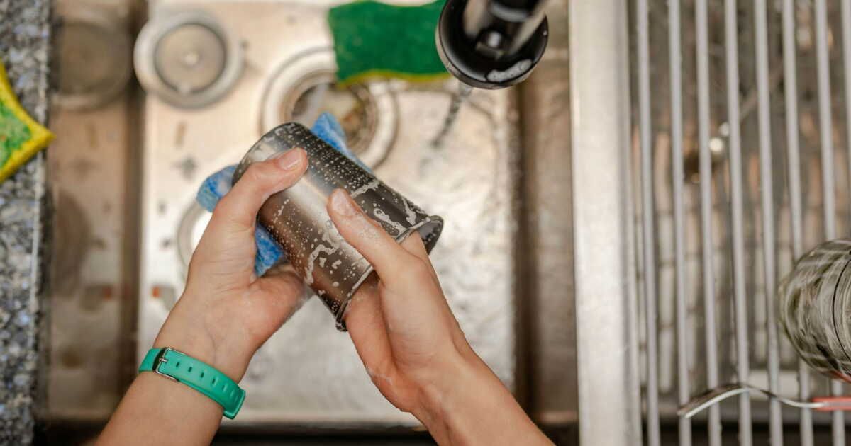 La recharge de liquide vaisselle écolo à moins de 3 euros qui change tout