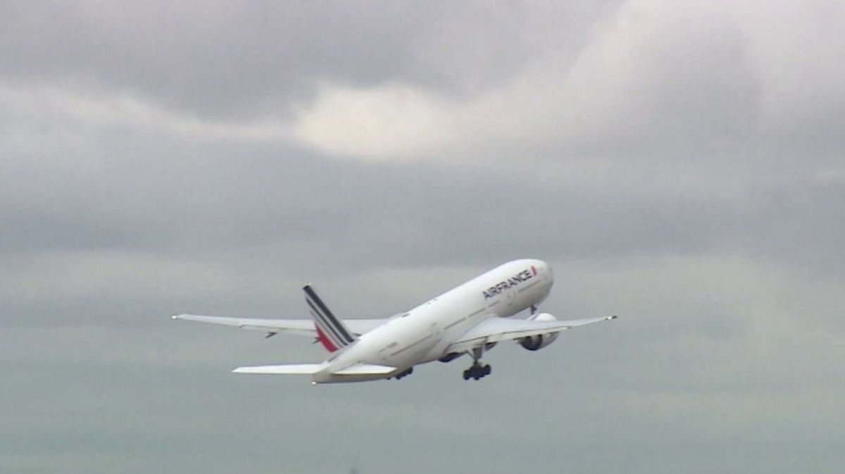 Pénurie de kérosène : une crise qui menace vos vacances