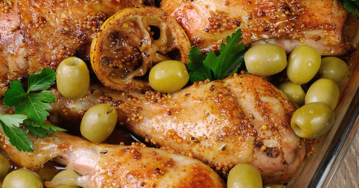 Savourez un poulet au citron confit et olives, encore meilleur réchauffé