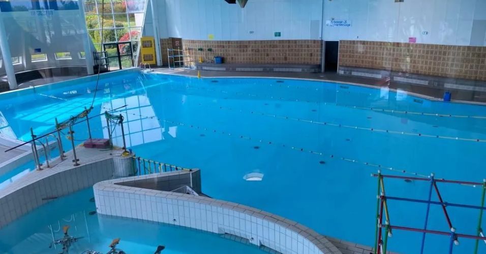 Laval offre un été à petit prix : l'entrée à l'Aquabulle à 1 euro pour les jeunes