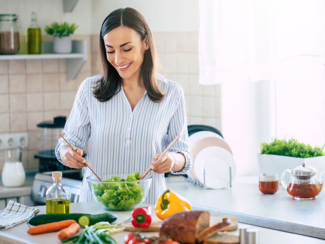 12 recettes de salades anti-gaspillage