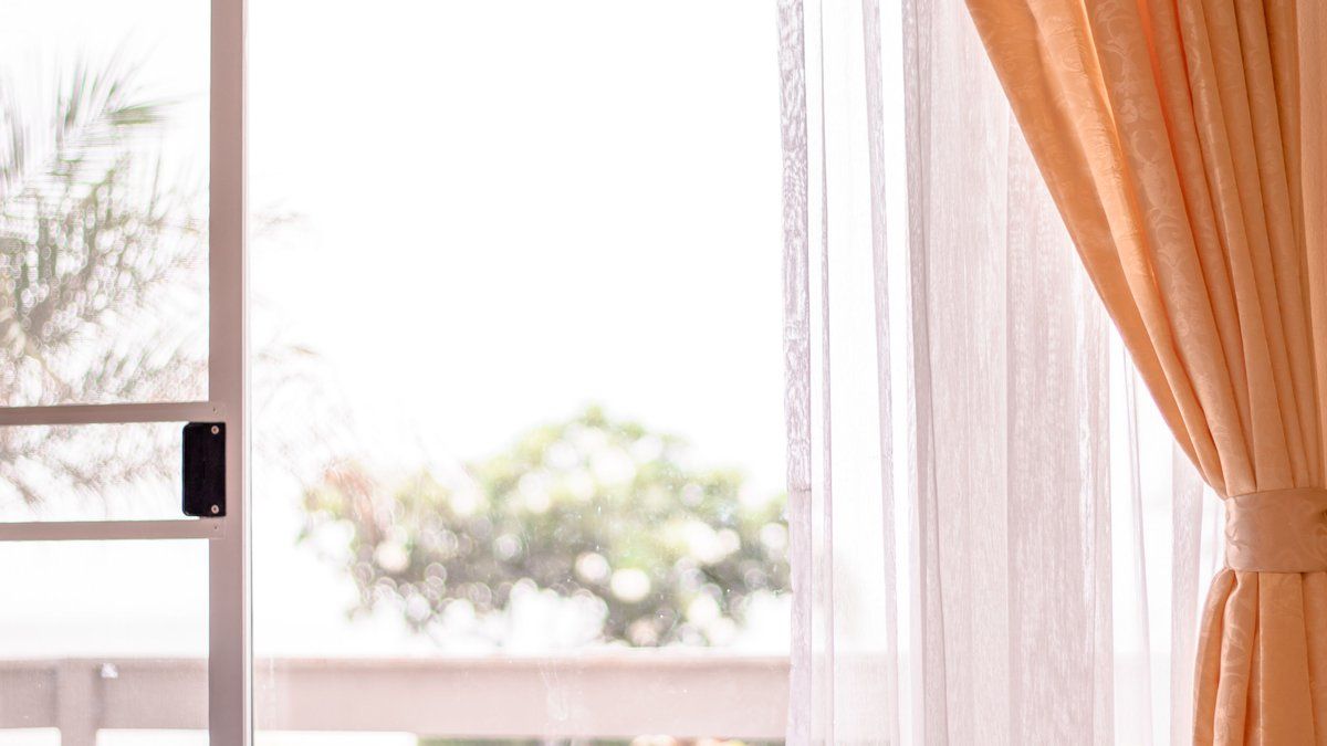 Un drame tragique : un enfant de 4 ans chute d'un immeuble à Philadelphie