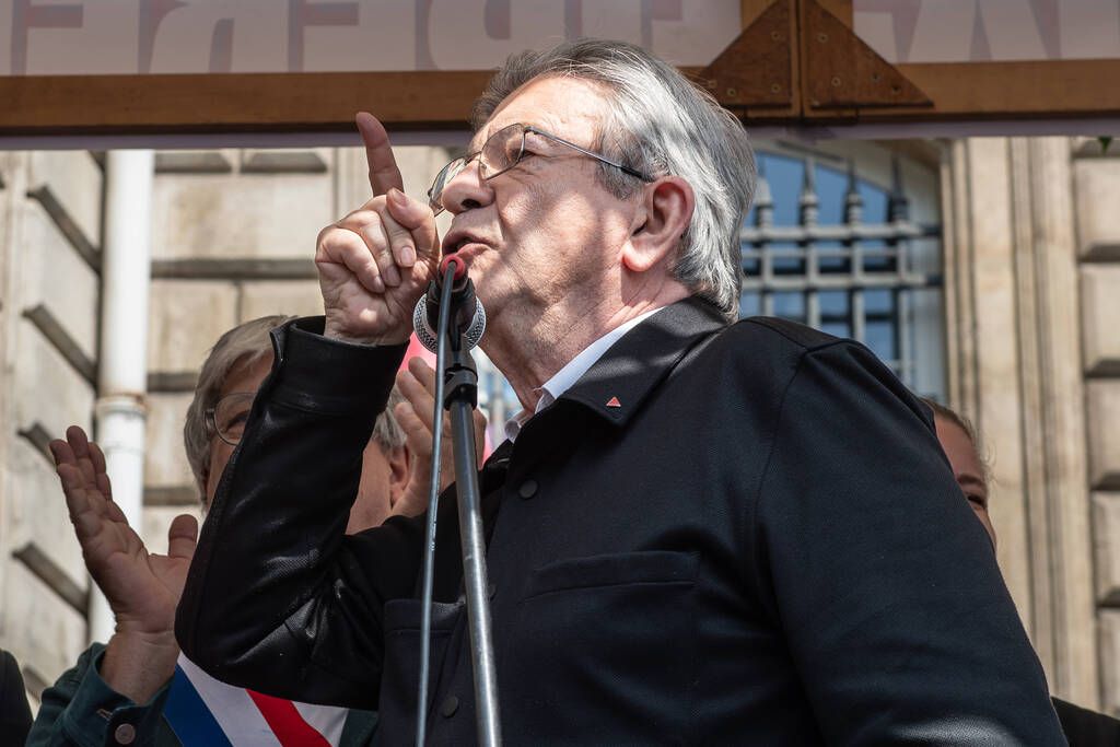 Un sondage révèle : Mélenchon, un frein pour la gauche en 2027 ?