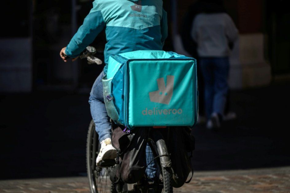 Syndicats en guerre contre l'opacité d'Uber Eats et Deliveroo