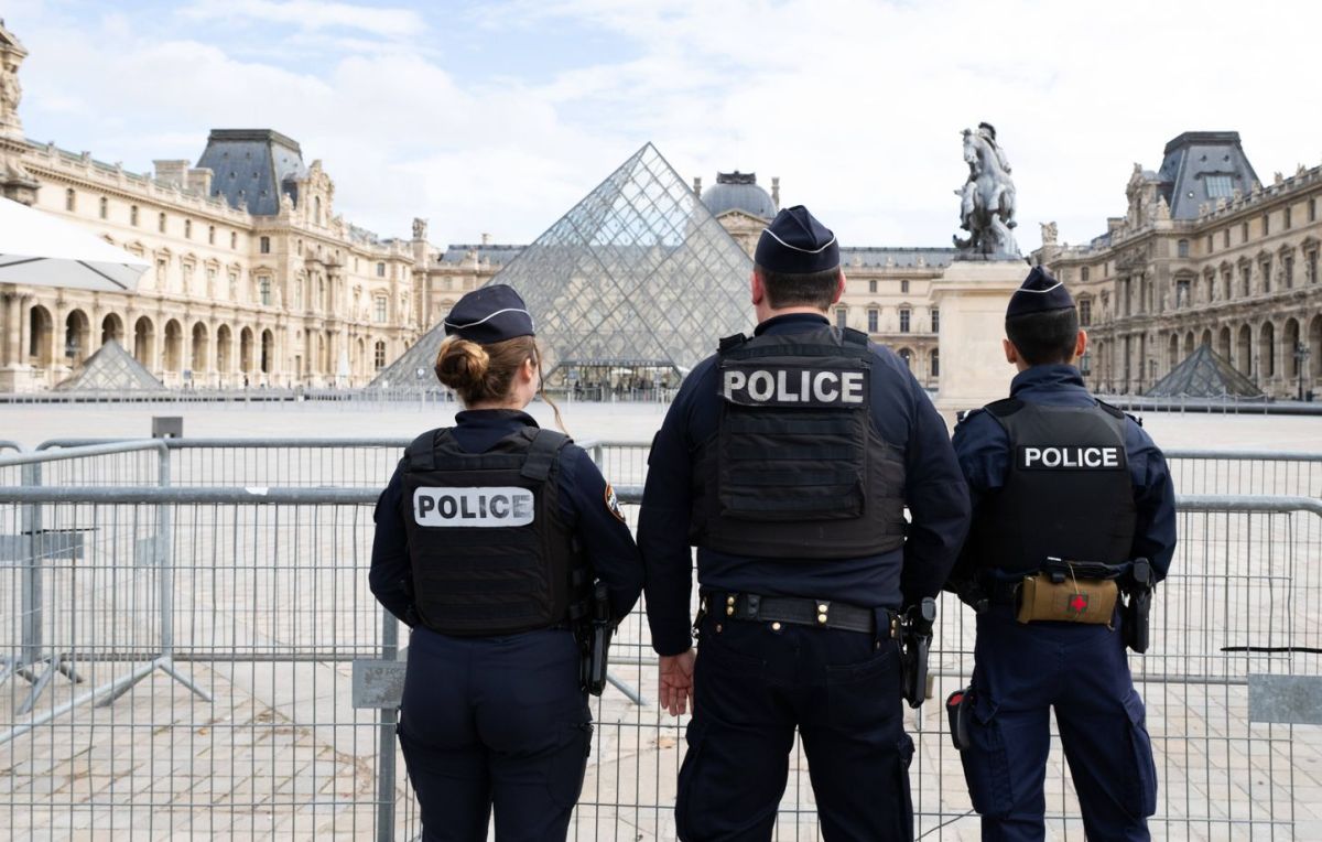Un film sur le braquage du Louvre en préparation : Romain Gavras à la manœuvre