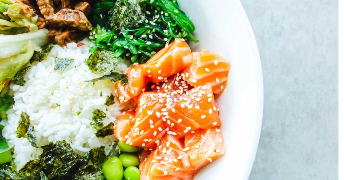 Savourez un saumon snacké à la japonaise en un clin d'œil
