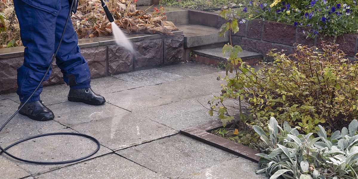 10 solutions infaillibles pour des joints de terrasse impeccables