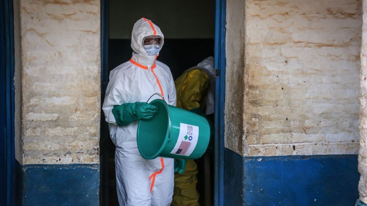 Ebola en Afrique : une épidémie qui s'intensifie et menace plusieurs pays