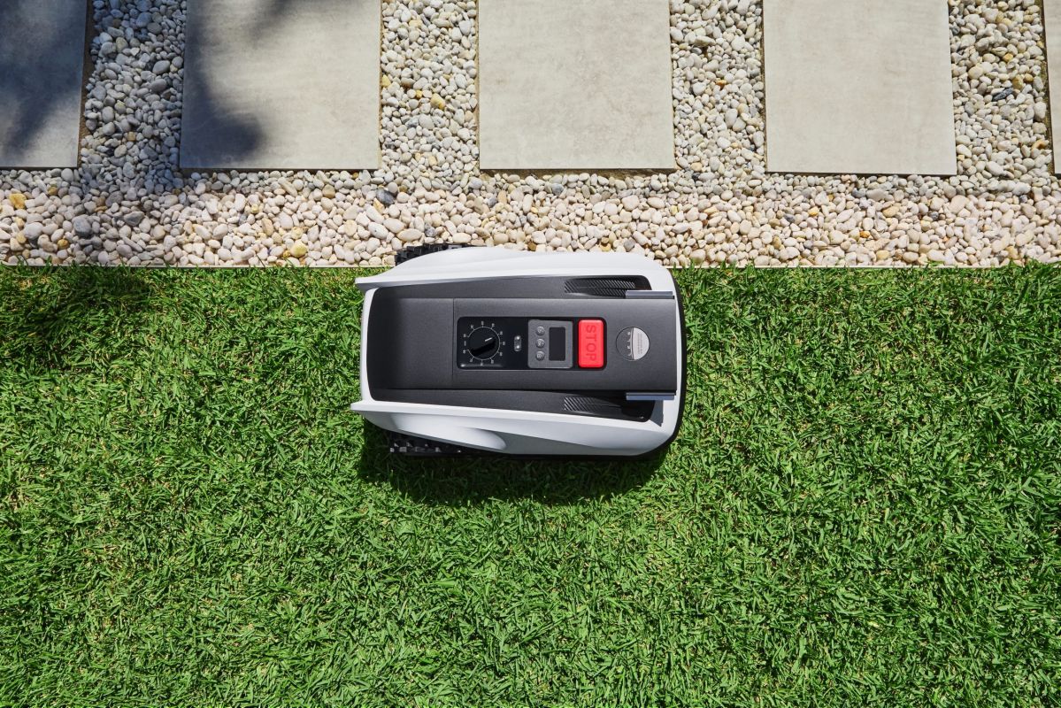 Test du robot tondeuse ECOVACS GOAT O800 RTK : la révolution de la tonte sans fil ?